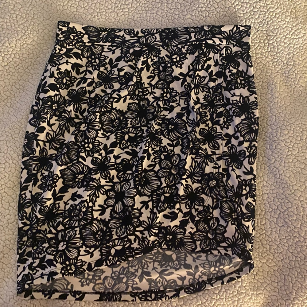 The Limited Embellished White and Blue Mini Skirt
